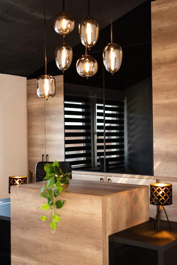 Kapov'S Rooms Kastela Ngoại thất bức ảnh